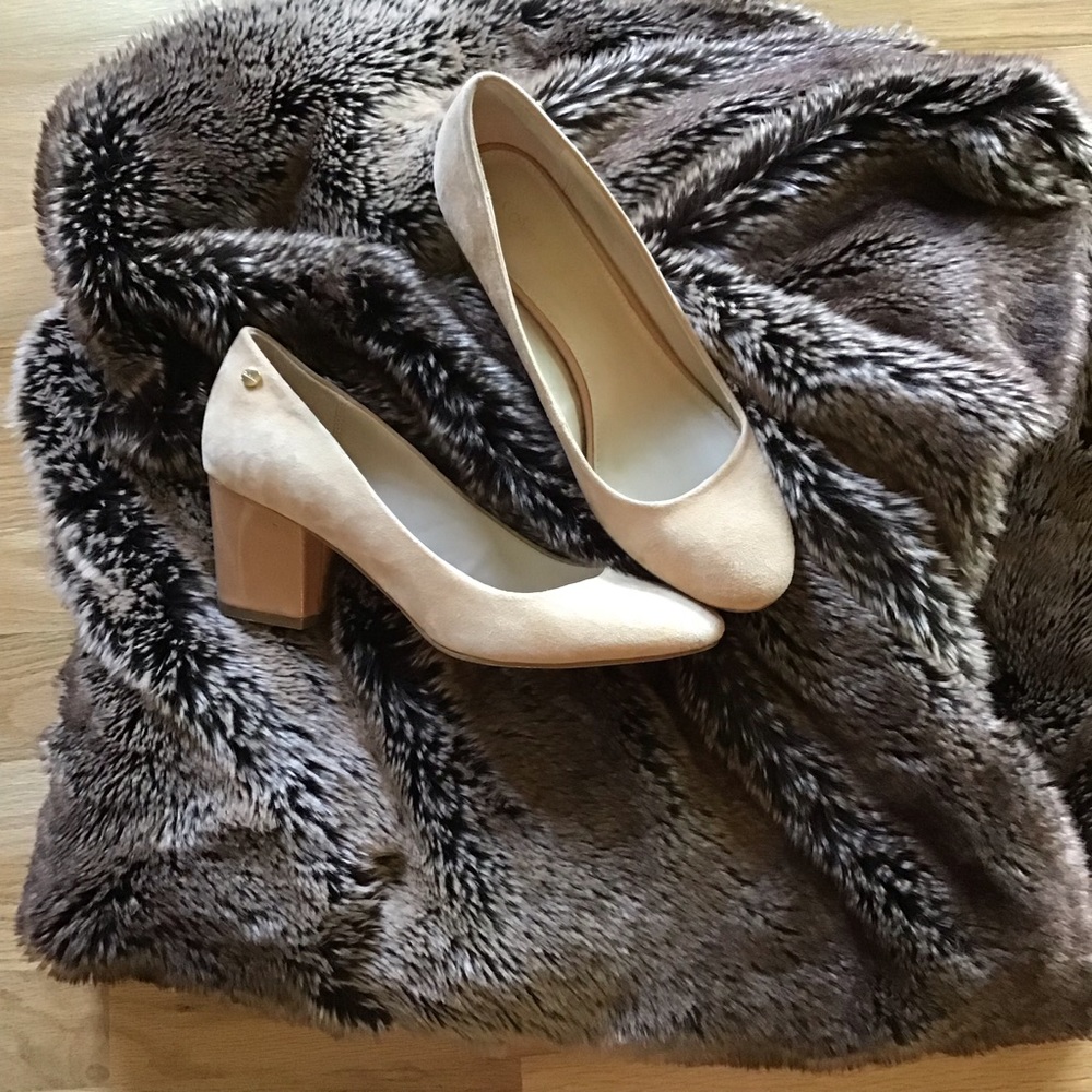 Calvin Klein camel pumps